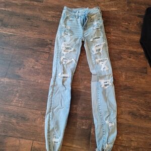 American Eagle Outfitters Light Blue Distressed Skinny Jeans Size 00R